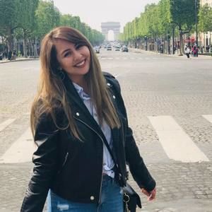 Meet your Posher, Shelly